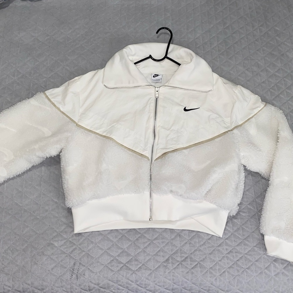 Womens Nike Sportswear Icon Clash Fleece Jacket
